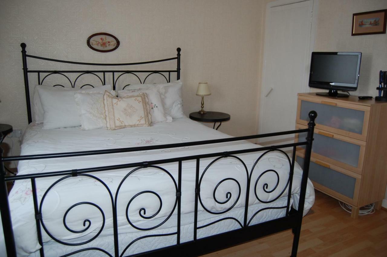 Haig Apartments كيركالدي المظهر الخارجي الصورة